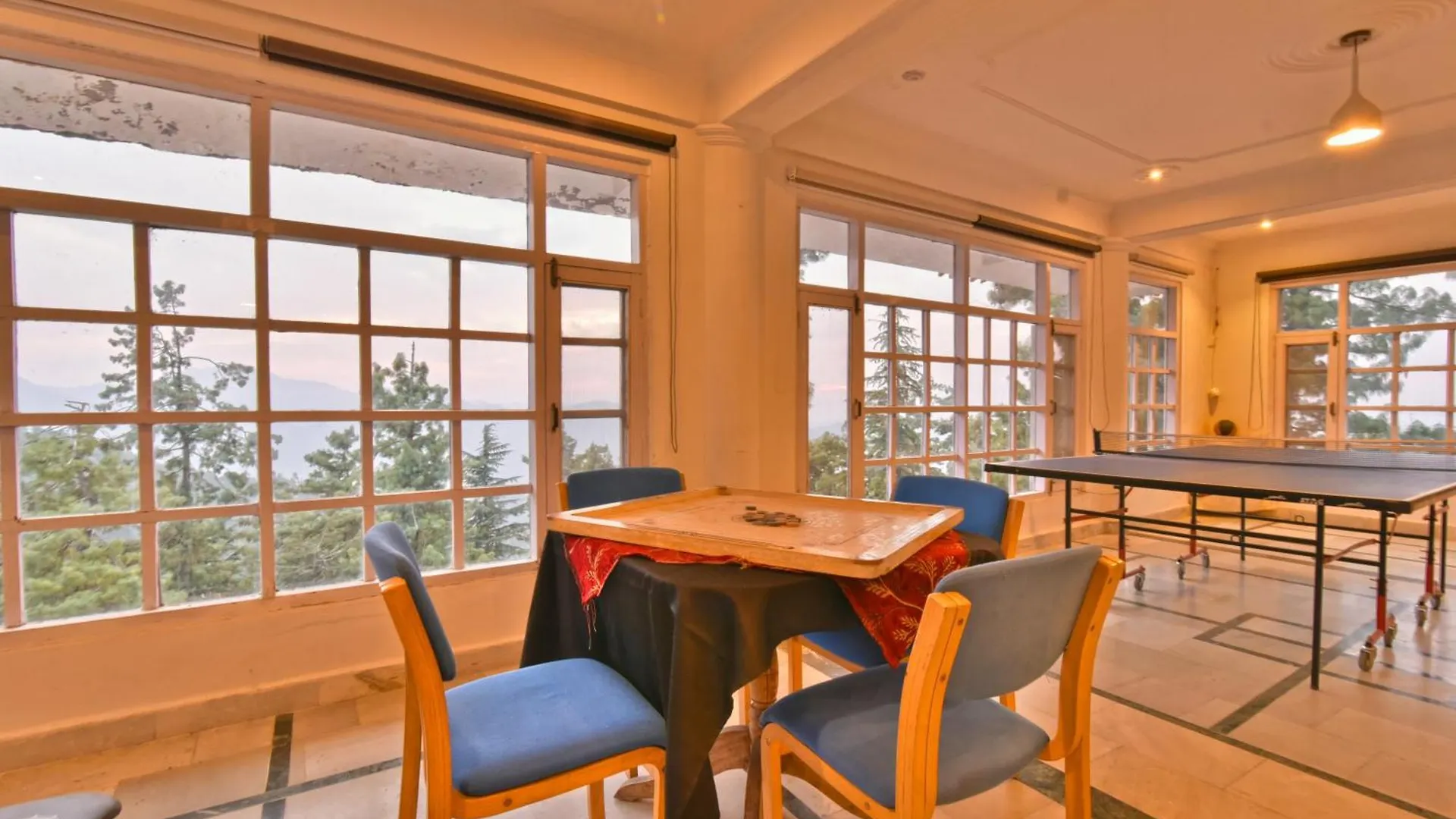Hillcrest Resort By Dls Hotels Shimla