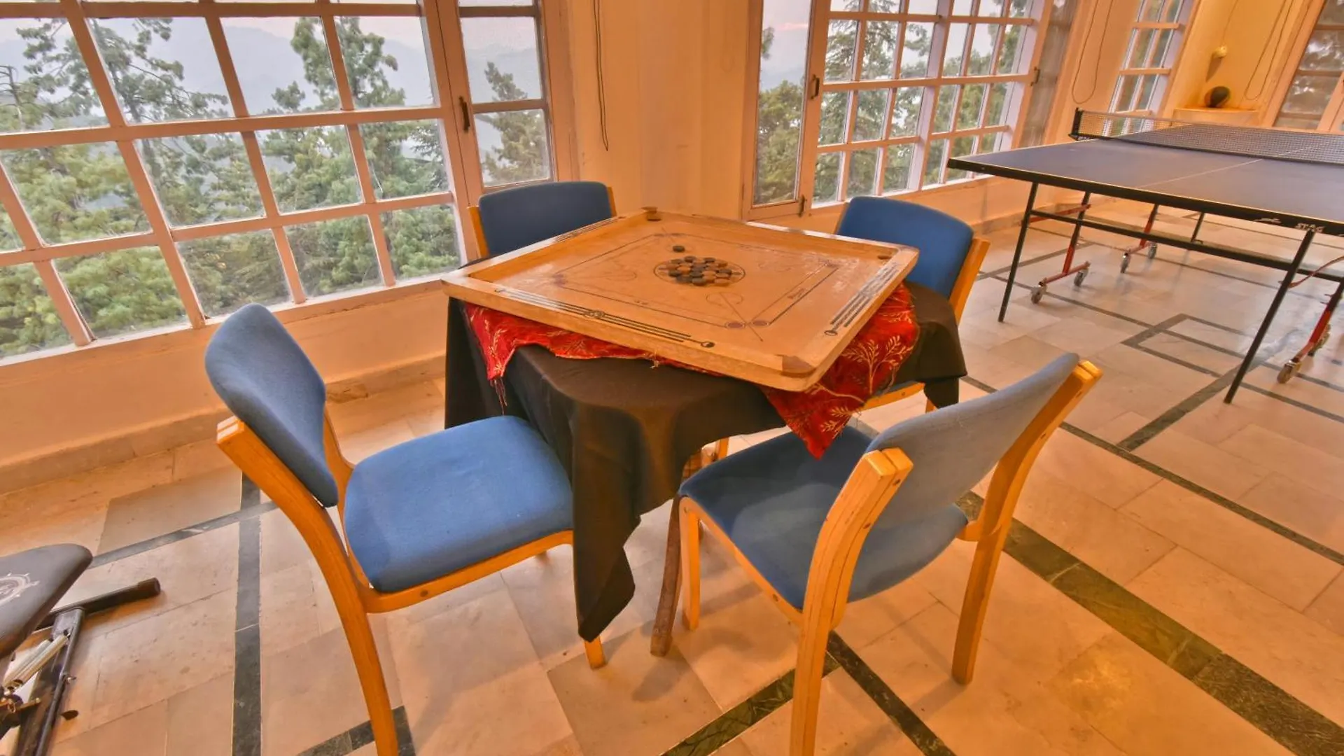 Hillcrest Resort By Dls Hotels Shimla 3*,