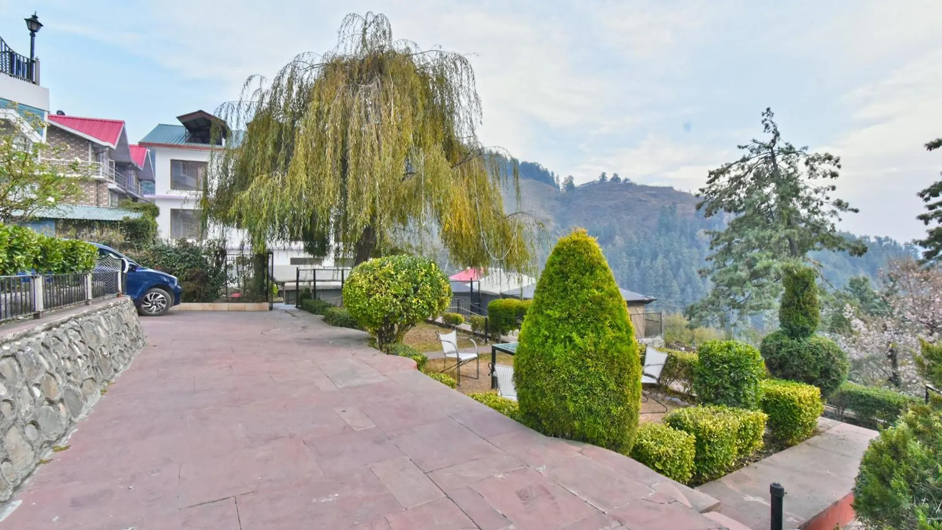 Hillcrest Resort By Dls Hotels Shimla