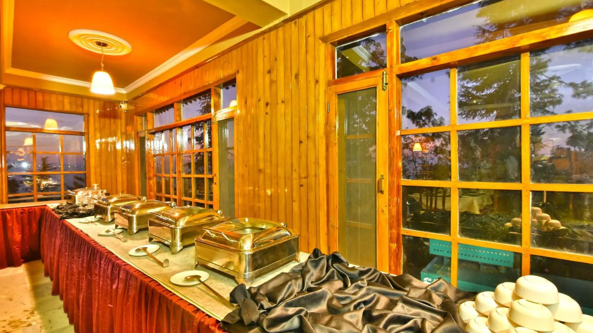 Hillcrest Resort By Dls Hotels Shimla