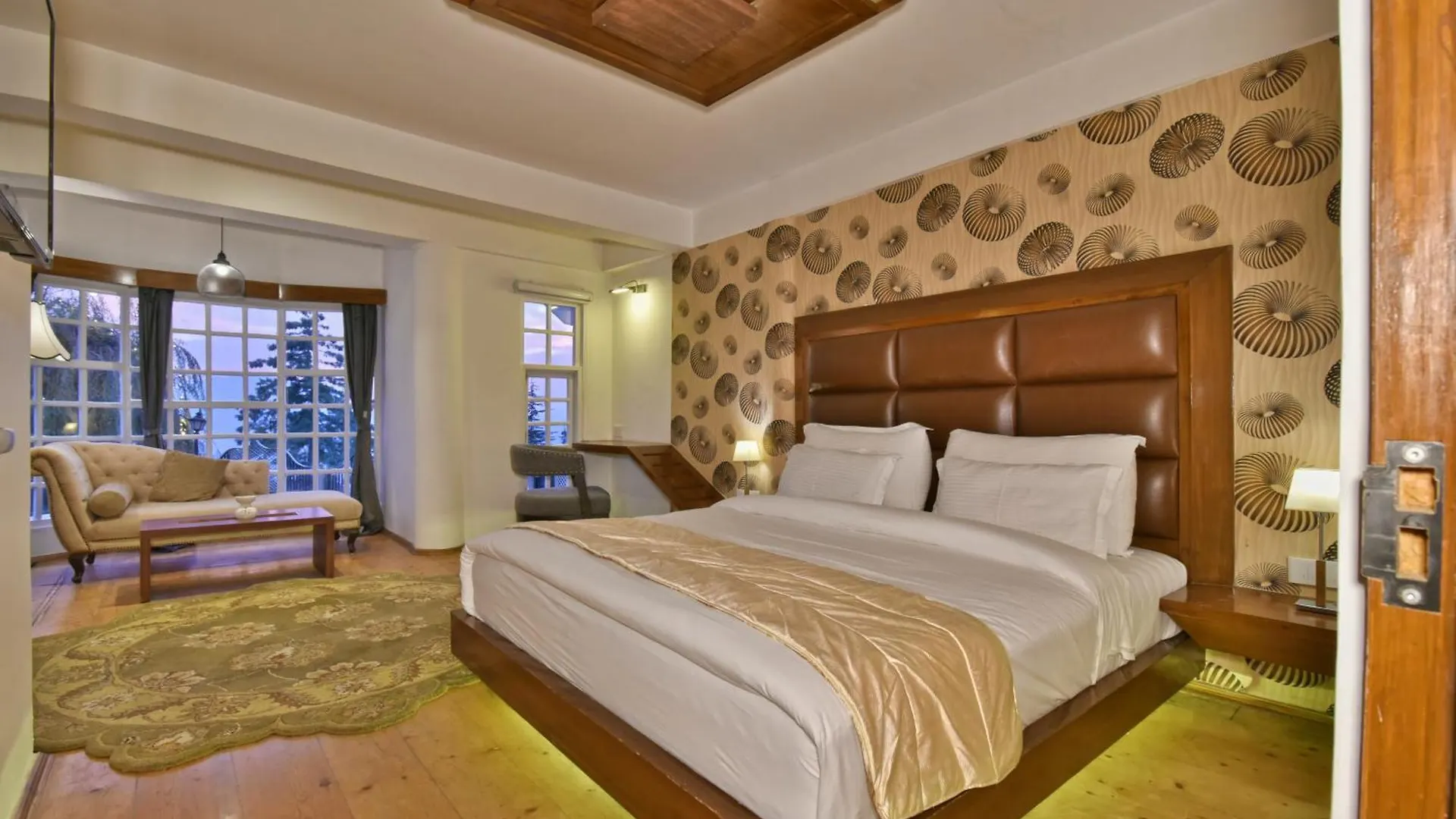 Hillcrest Resort By Dls Hotels Shimla India