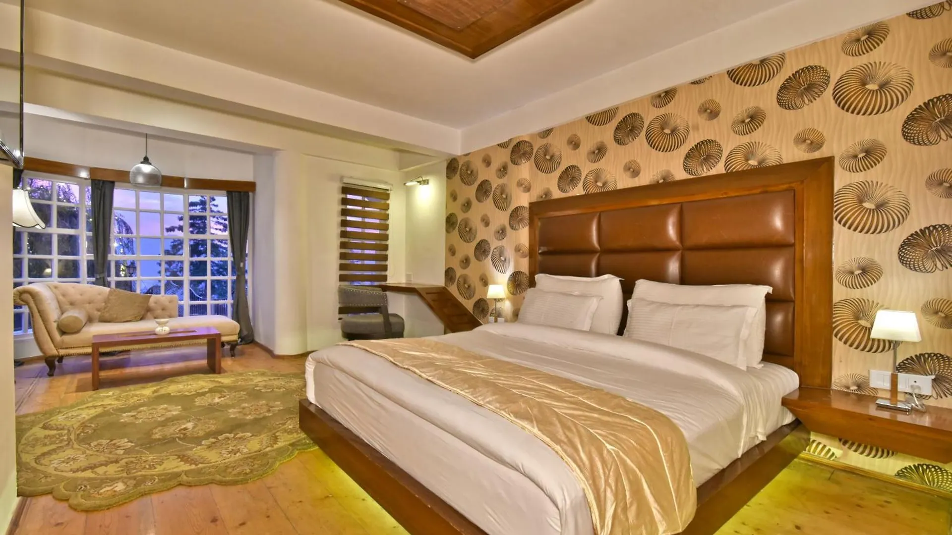Hillcrest Resort By Dls Hotels 심라