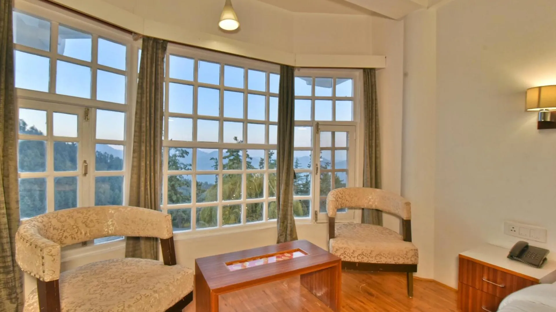 Hillcrest Resort By Dls Hotels Shimla